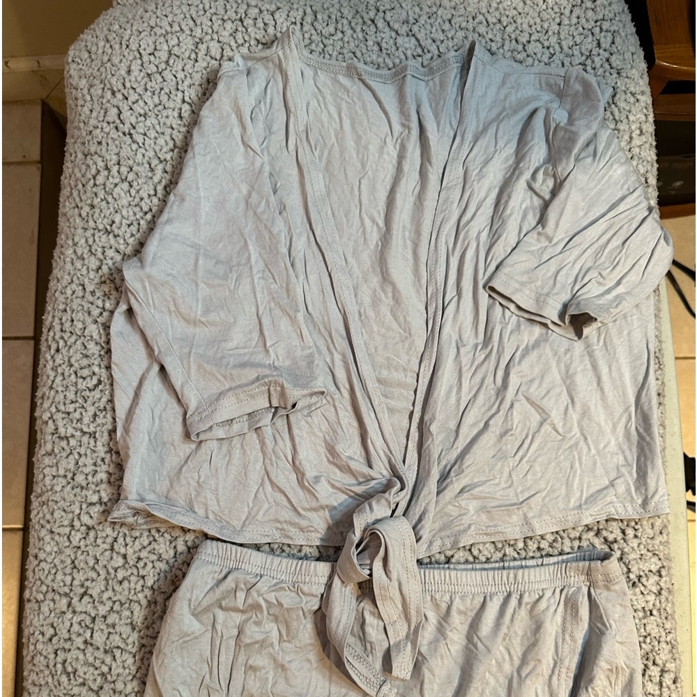 Women's light gray two-pieces set size XL
